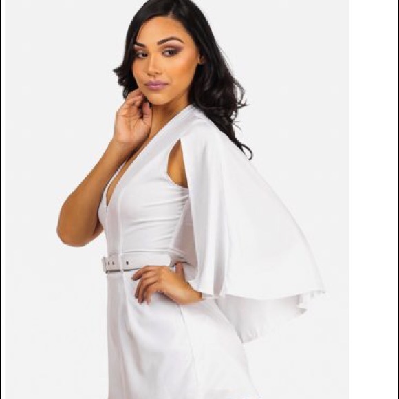 White belted romper with cape overlay NWT - Picture 2 of 4